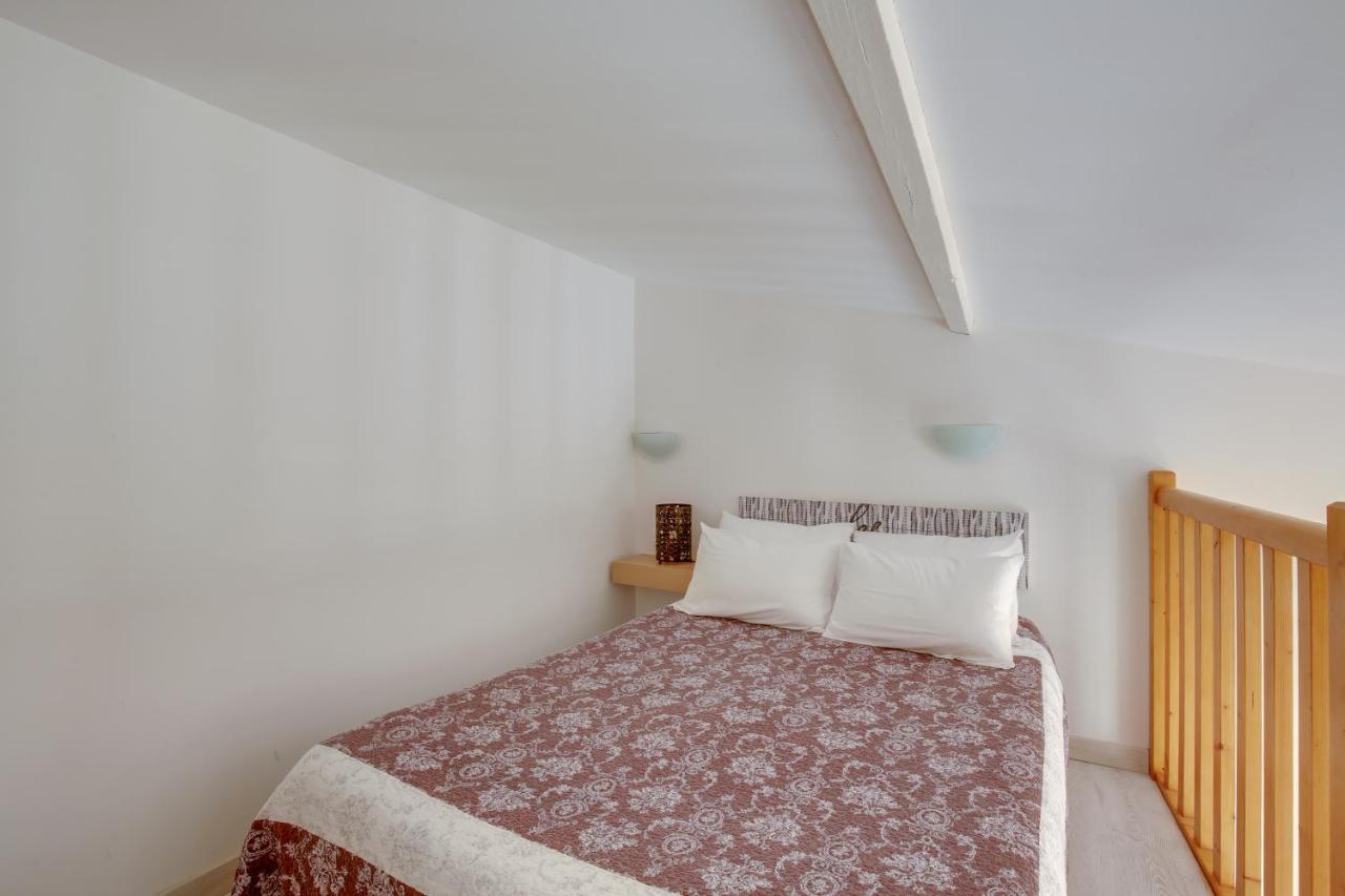 Logis Andraud Studios Saint-Émilion Екстериор снимка